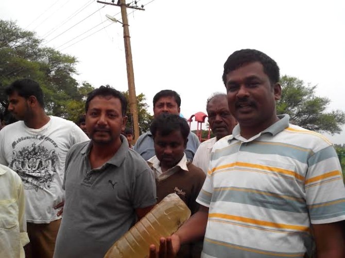 M Ramesh of Ramagondanahalli and Srinivas of Mavallipura tell they will not let a single garbage-laden truck enter the landfill.