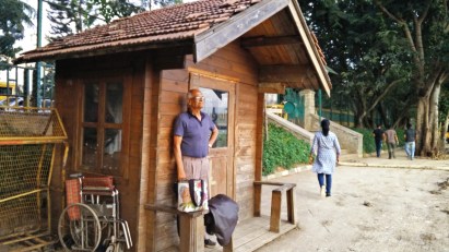N S Ramakanth overseeing the post-Ganesha festival clean-up operations at Sankey Tank. For the 16th day since the festivities began, this is how he was standing for hours at this security booth instructing civic officials to keep the pace going.
